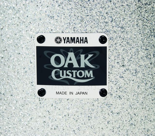blank Yamaha's Oak Custom drums attract a broad range of players.